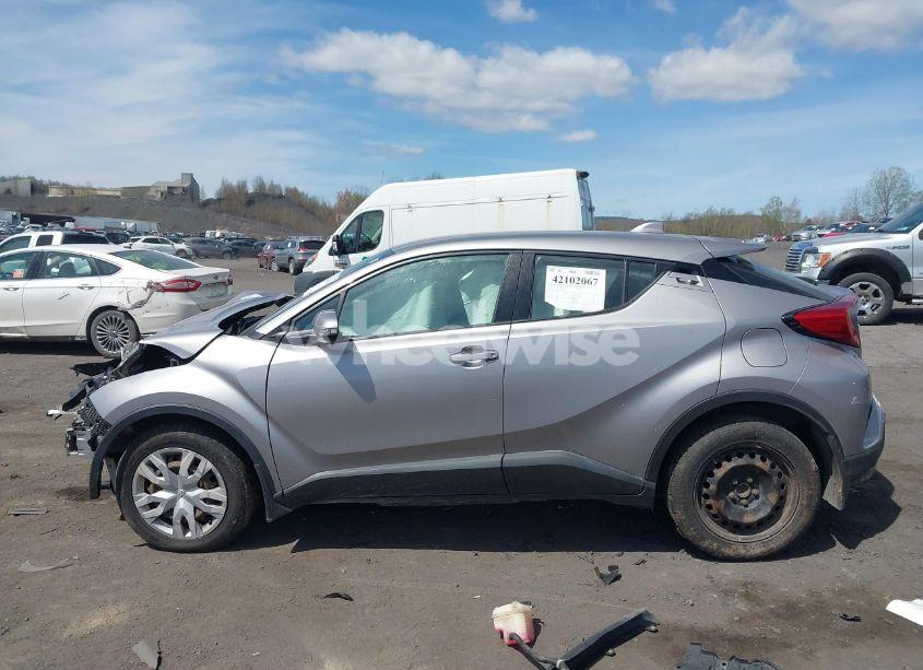 Photo 14 of 2019 Toyota C-hr LE (VIN NMTKHMBX1KR090955)