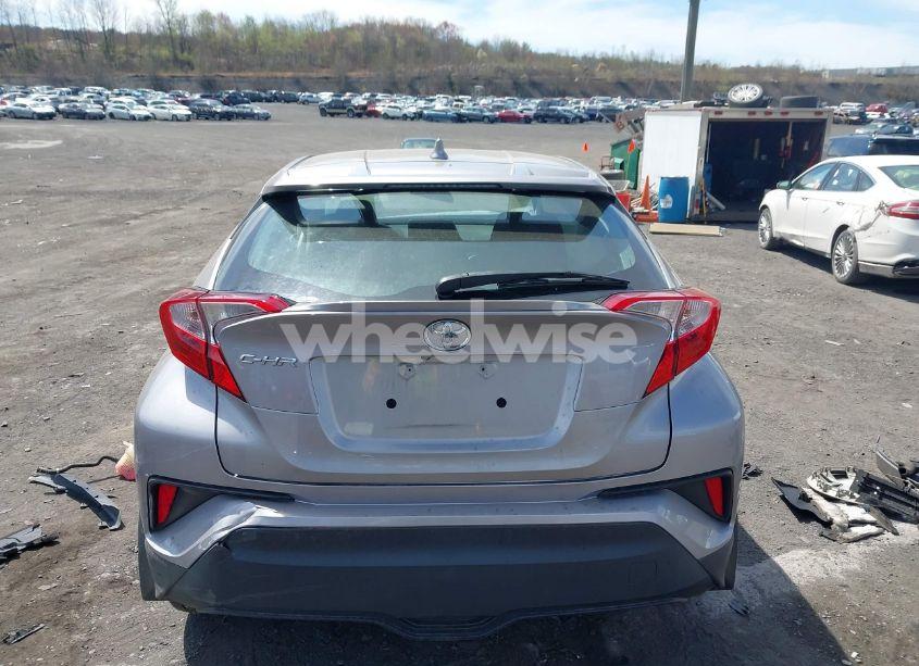 Photo 16 of 2019 Toyota C-hr LE (VIN NMTKHMBX1KR090955)