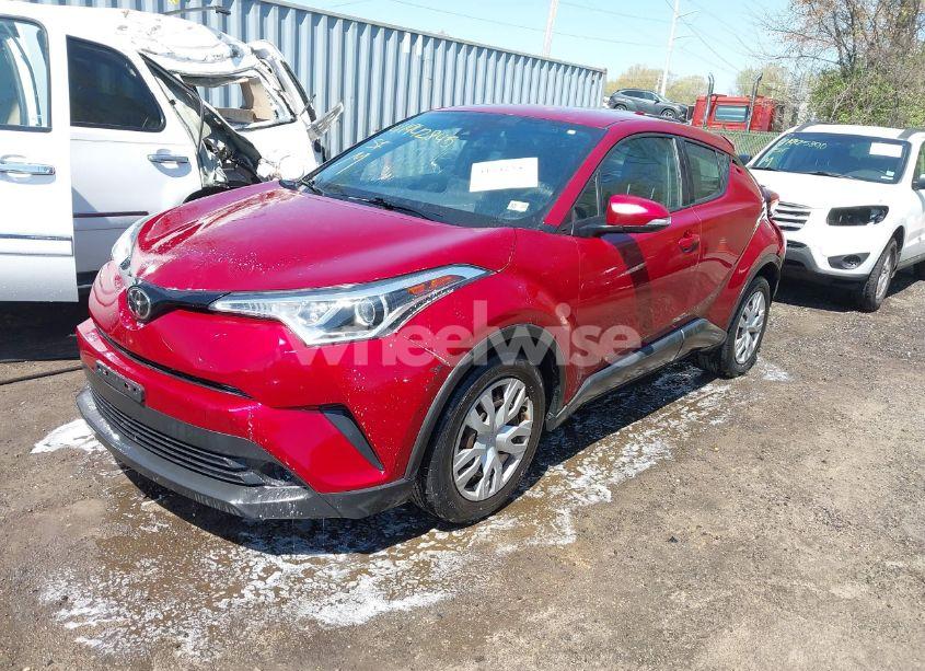 Photo 2 of 2019 Toyota C-hr LE (VIN NMTKHMBX1KR094584)