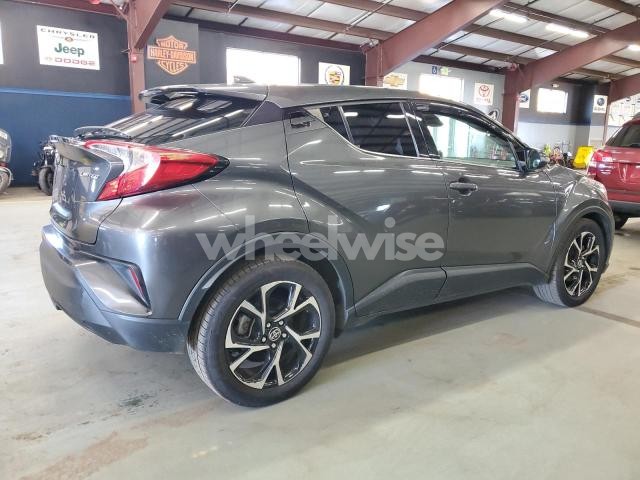Photo 12 of 2021 TOYOTA C-HR XLE (VIN NMTKHMBX1MR122094)