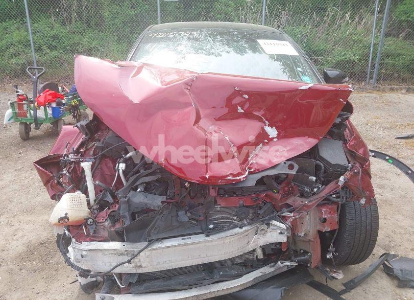 Photo 12 of 2019 Toyota C-hr XLE (VIN NMTKHMBX2KR090611)