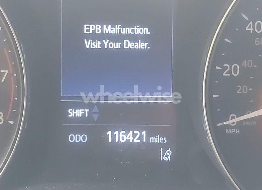 Photo 15 of 2019 Toyota C-hr XLE (VIN NMTKHMBX2KR090611)