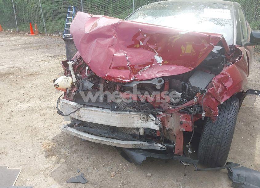 Photo 6 of 2019 Toyota C-hr XLE (VIN NMTKHMBX2KR090611)