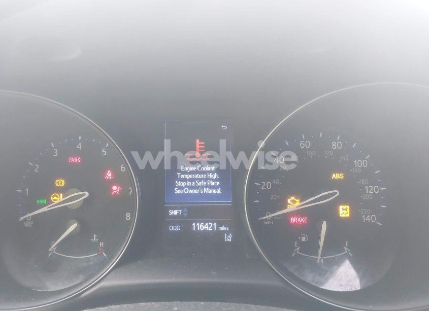 Photo 7 of 2019 Toyota C-hr XLE (VIN NMTKHMBX2KR090611)