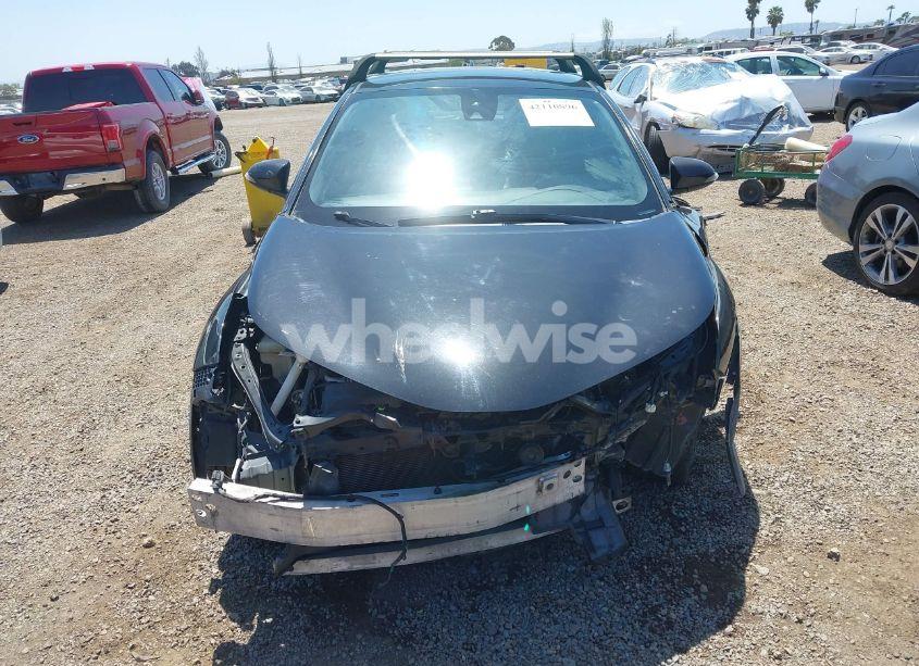 Photo 12 of 2018 Toyota C-hr XLE (VIN NMTKHMBX3JR024079)