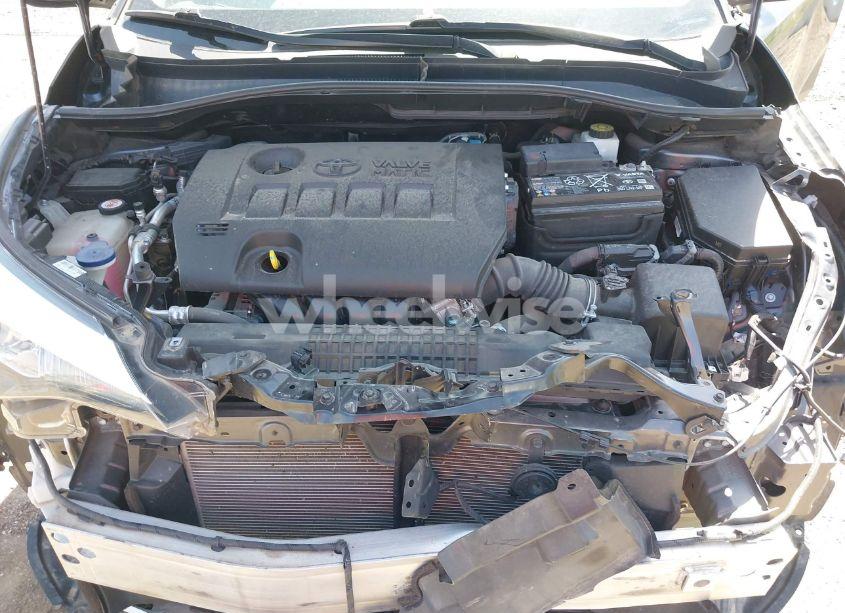 Photo 10 of 2021 Toyota C-hr XLE (VIN NMTKHMBX3MR123683)