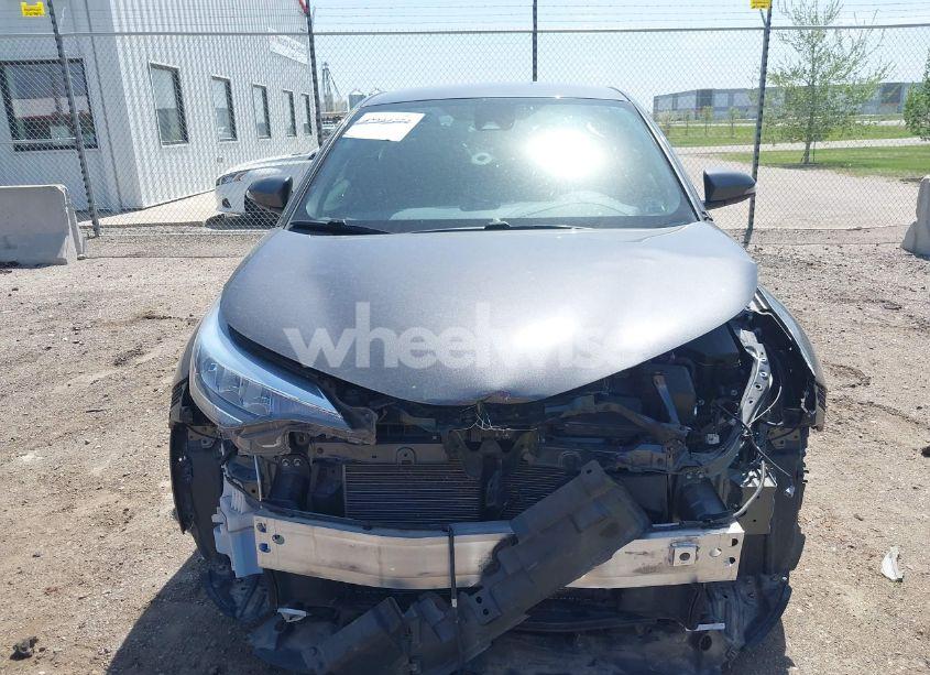Photo 13 of 2021 Toyota C-hr XLE (VIN NMTKHMBX3MR123683)