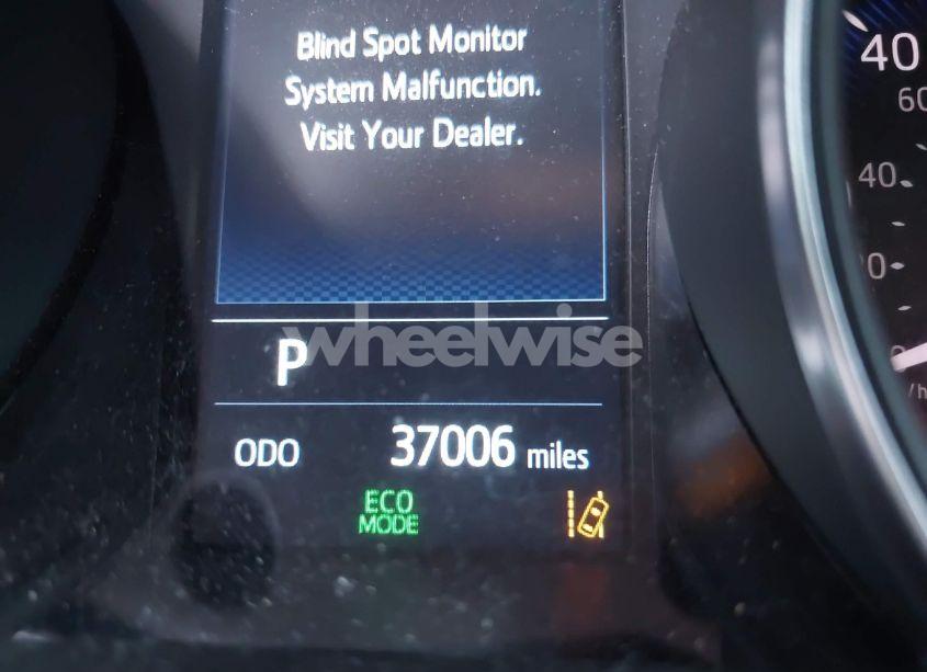 Photo 16 of 2021 Toyota C-hr XLE (VIN NMTKHMBX3MR123683)