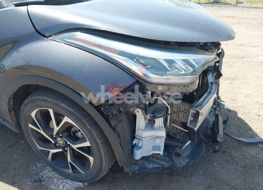 Photo 19 of 2021 Toyota C-hr XLE (VIN NMTKHMBX3MR123683)