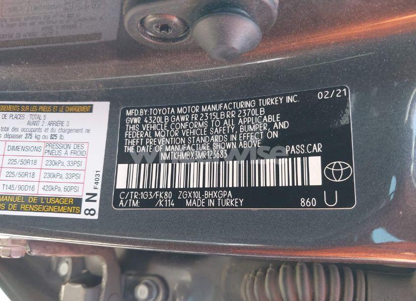 Photo 9 of 2021 Toyota C-hr XLE (VIN NMTKHMBX3MR123683)