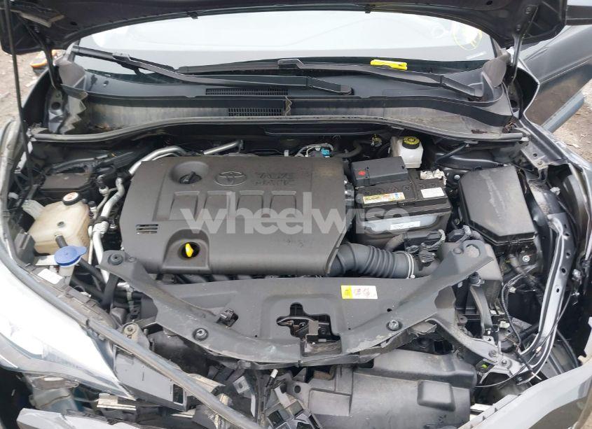 Photo 10 of 2021 Toyota C-hr LE (VIN NMTKHMBX3MR125580)