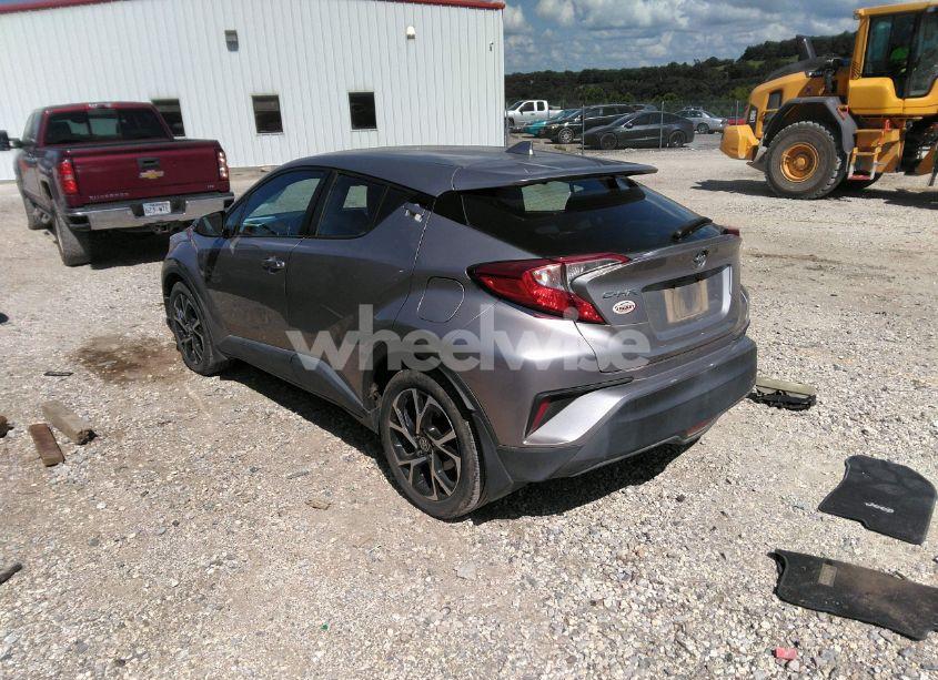 Photo 6 of 2018 Toyota C-hr XLE PREMIUM (VIN NMTKHMBX4JR040789)