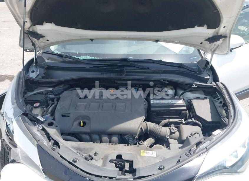 Photo 10 of 2021 Toyota C-hr LE (VIN NMTKHMBX4MR130660)