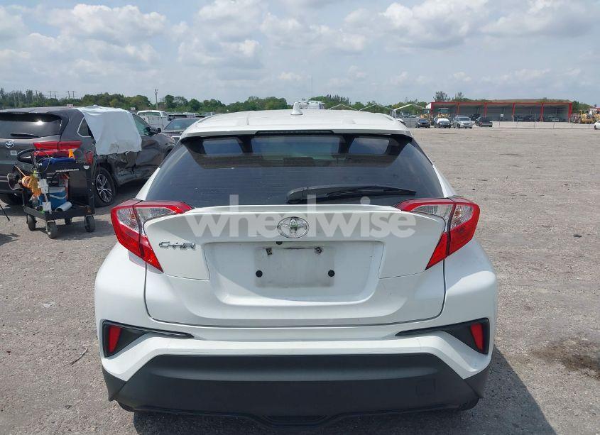 Photo 17 of 2021 Toyota C-hr LE (VIN NMTKHMBX4MR130660)