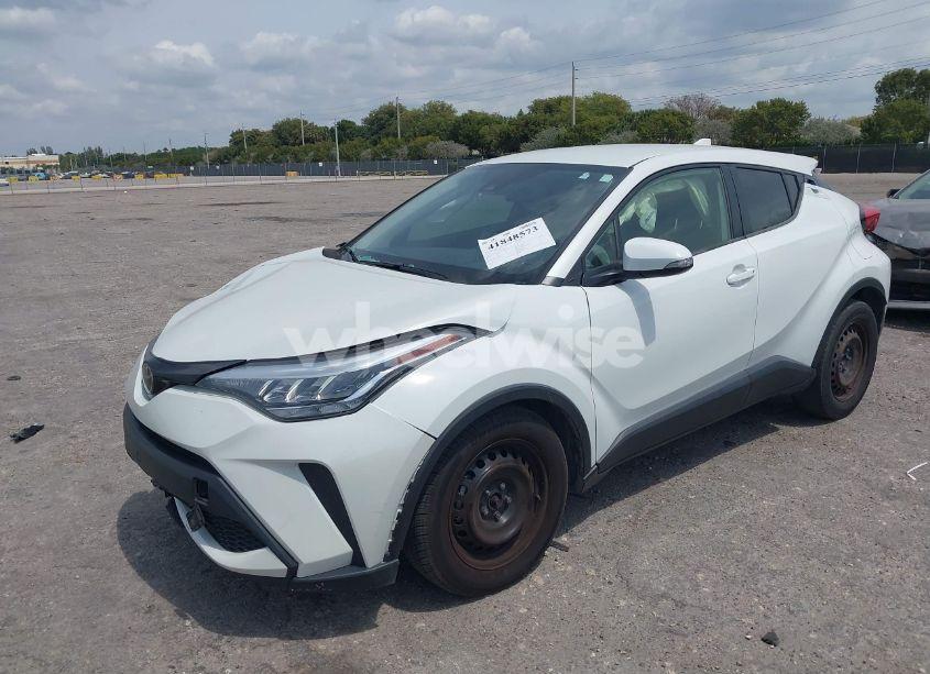 Photo 2 of 2021 Toyota C-hr LE (VIN NMTKHMBX4MR130660)