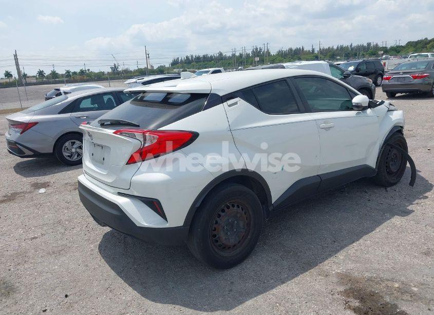 Photo 4 of 2021 Toyota C-hr LE (VIN NMTKHMBX4MR130660)