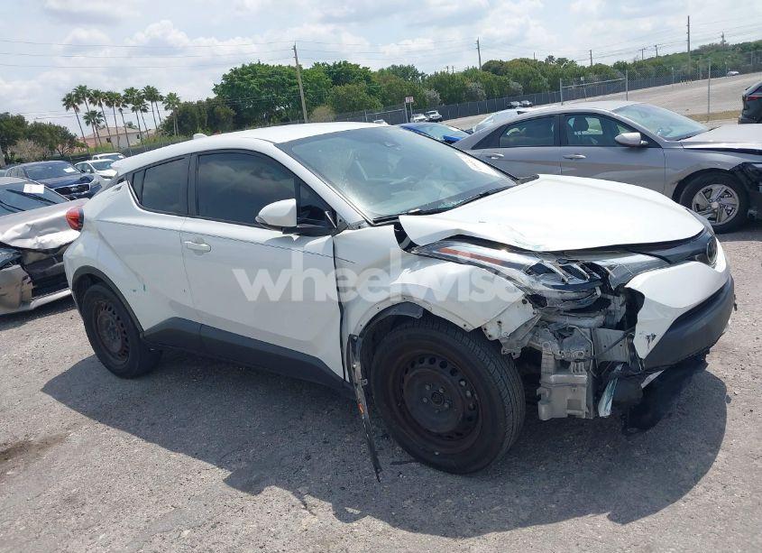 Photo 6 of 2021 Toyota C-hr LE (VIN NMTKHMBX4MR130660)