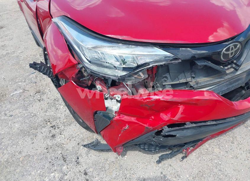 Photo 6 of 2022 Toyota C-hr XLE (VIN NMTKHMBX4NR141627)