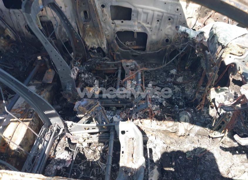 Photo 5 of 2018 Toyota C-hr XLE PREMIUM (VIN NMTKHMBX6JR013321)