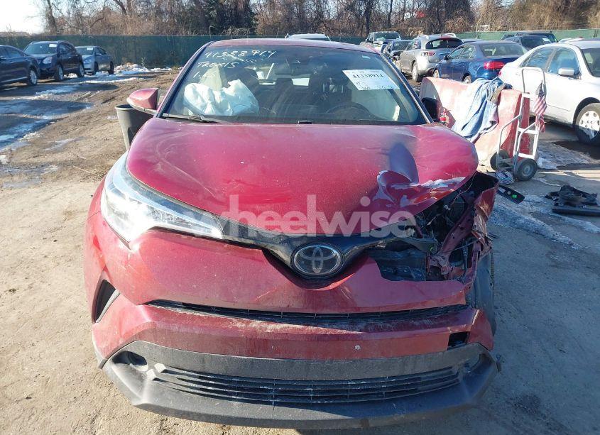 Photo 13 of 2018 Toyota C-hr XLE (VIN NMTKHMBX6JR055262)