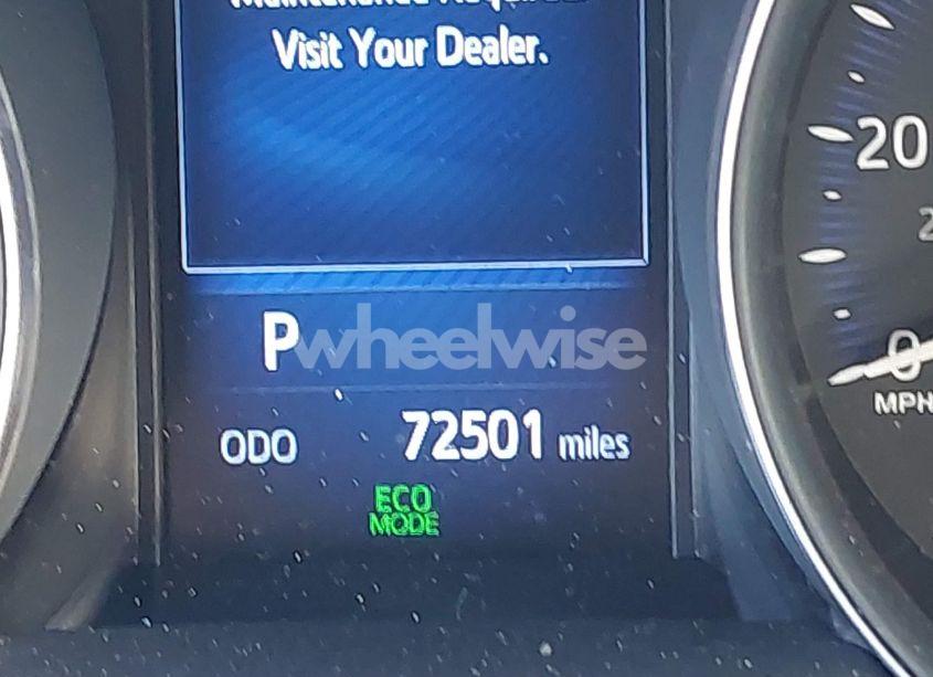 Photo 16 of 2018 Toyota C-hr XLE (VIN NMTKHMBX6JR055262)