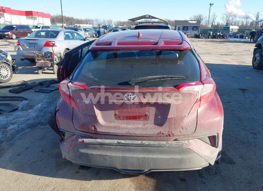 Photo 17 of 2018 Toyota C-hr XLE (VIN NMTKHMBX6JR055262)