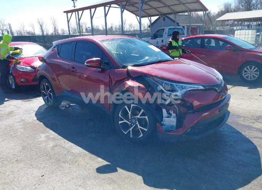 2018 Toyota C-hr XLE PREMIUM (VIN NMTKHMBX6JR058551) main photo