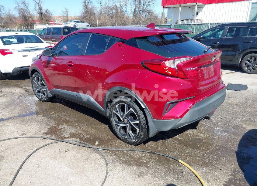 Photo 3 of 2018 Toyota C-hr XLE PREMIUM (VIN NMTKHMBX6JR058551)