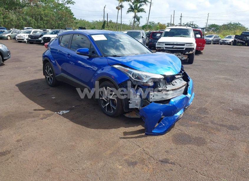 2018 Toyota C-hr XLE/XLE PREMIUM (VIN NMTKHMBX6JR059165) main photo