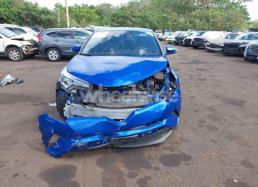 Photo 13 of 2018 Toyota C-hr XLE/XLE PREMIUM (VIN NMTKHMBX6JR059165)