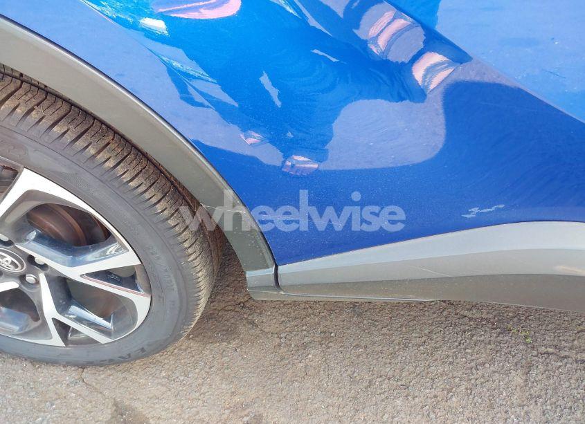 Photo 19 of 2018 Toyota C-hr XLE/XLE PREMIUM (VIN NMTKHMBX6JR059165)