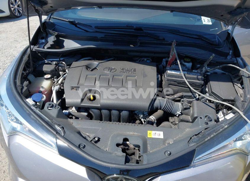 Photo 10 of 2019 Toyota C-hr LIMITED (VIN NMTKHMBX6KR101612)