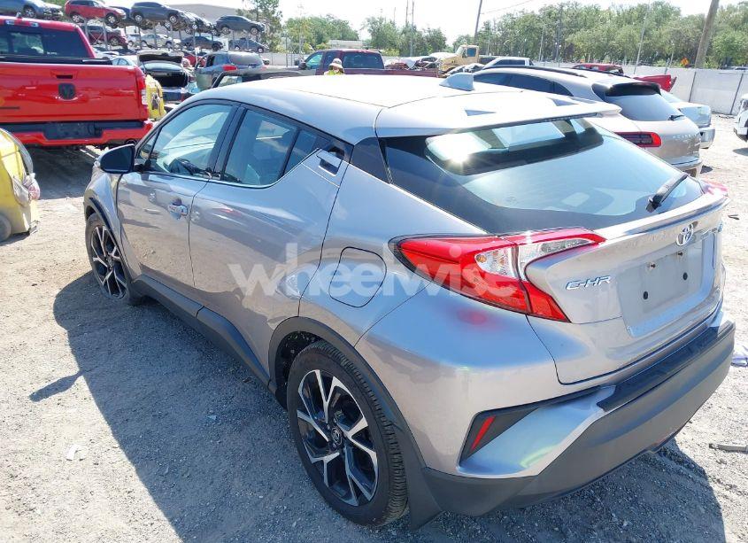 Photo 3 of 2019 Toyota C-hr LIMITED (VIN NMTKHMBX6KR101612)