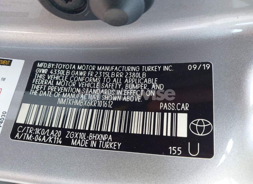 Photo 9 of 2019 Toyota C-hr LIMITED (VIN NMTKHMBX6KR101612)