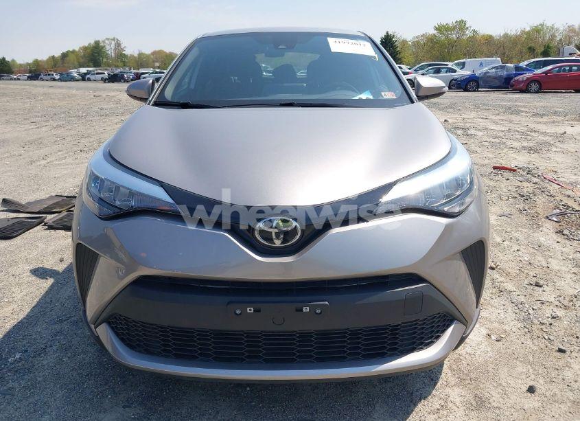 Photo 6 of 2020 Toyota C-hr XLE (VIN NMTKHMBX6LR106469)