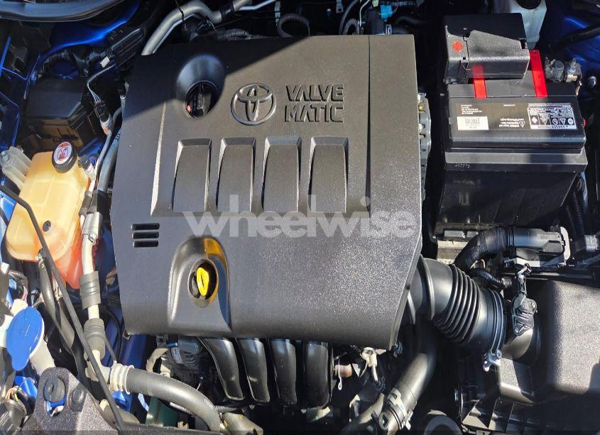 Photo 10 of 2018 Toyota C-hr XLE (VIN NMTKHMBX7JR014509)