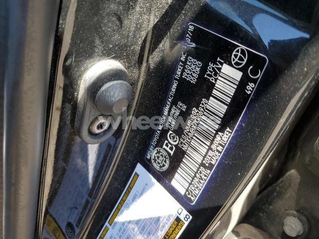 Photo 11 of 2019 TOYOTA C-HR XLE (VIN NMTKHMBX7KR069320)