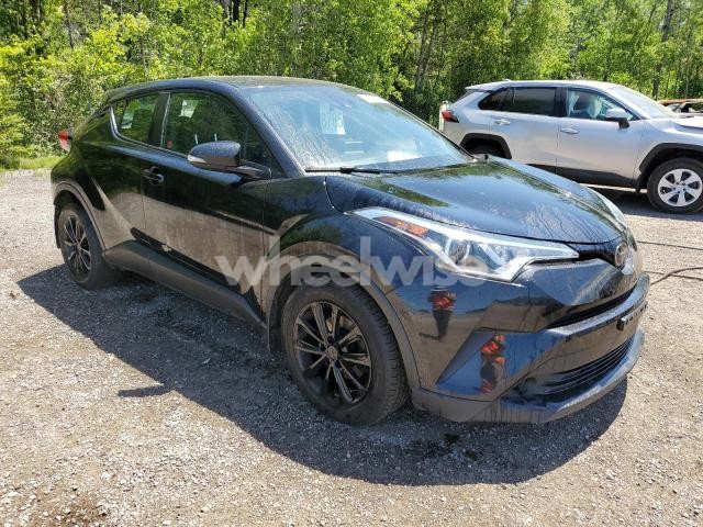 Photo 12 of 2019 TOYOTA C-HR XLE (VIN NMTKHMBX7KR069320)