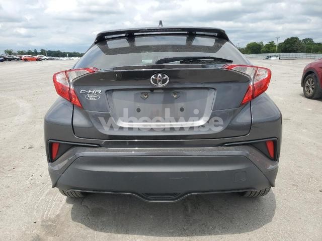 Photo 7 of 2020 TOYOTA C-HR XLE (VIN NMTKHMBX7LR110417)