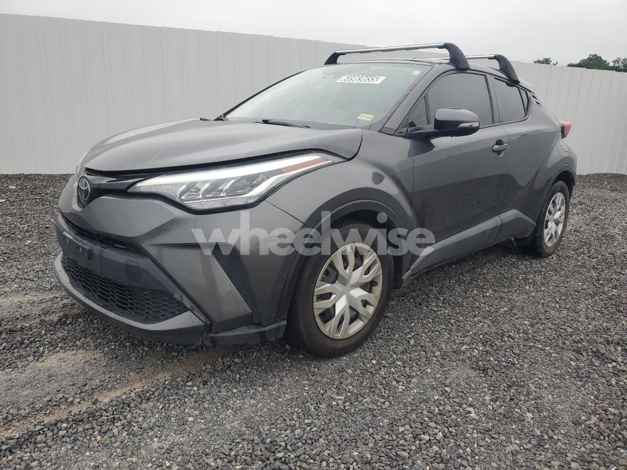 2021 TOYOTA C-HR XLE (VIN NMTKHMBX7MR131849) main photo