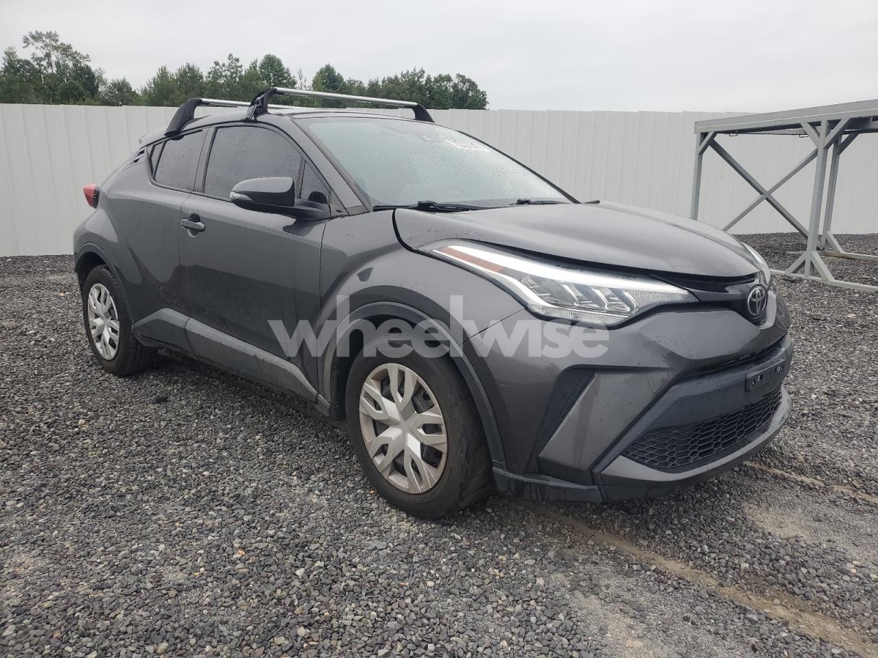 Photo 4 of 2021 TOYOTA C-HR XLE (VIN NMTKHMBX7MR131849)