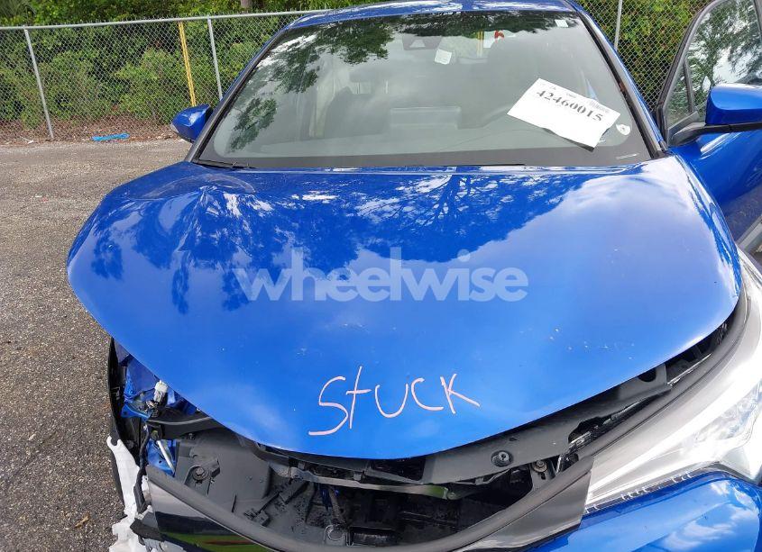 Photo 10 of 2019 Toyota C-hr LE (VIN NMTKHMBX8KR069942)