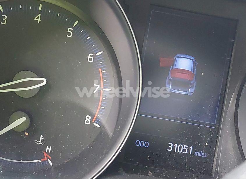 Photo 15 of 2019 Toyota C-hr LE (VIN NMTKHMBX8KR069942)