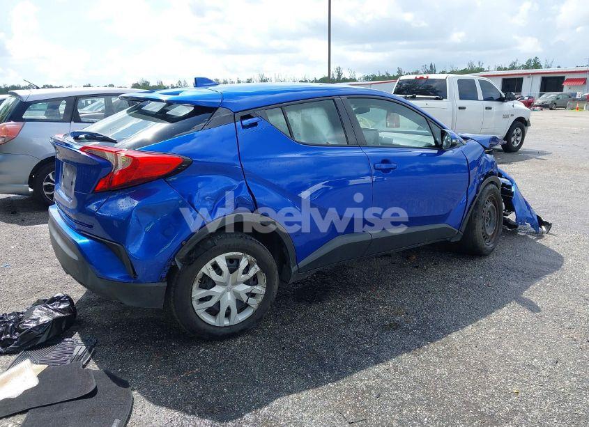 Photo 4 of 2019 Toyota C-hr LE (VIN NMTKHMBX8KR069942)