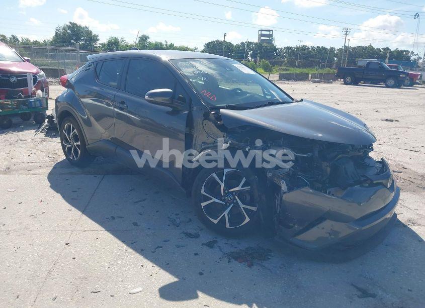 2019 Toyota C-hr LE/LIMITED/XLE (VIN NMTKHMBX8KR076177) main photo