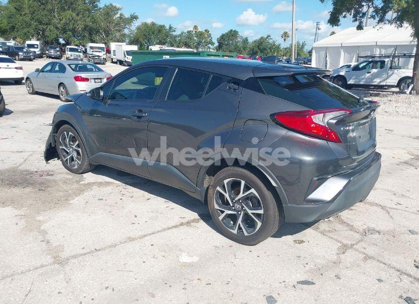 Photo 3 of 2019 Toyota C-hr LE/LIMITED/XLE (VIN NMTKHMBX8KR076177)