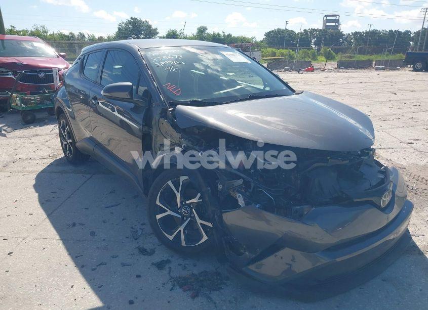 Photo 6 of 2019 Toyota C-hr LE/LIMITED/XLE (VIN NMTKHMBX8KR076177)