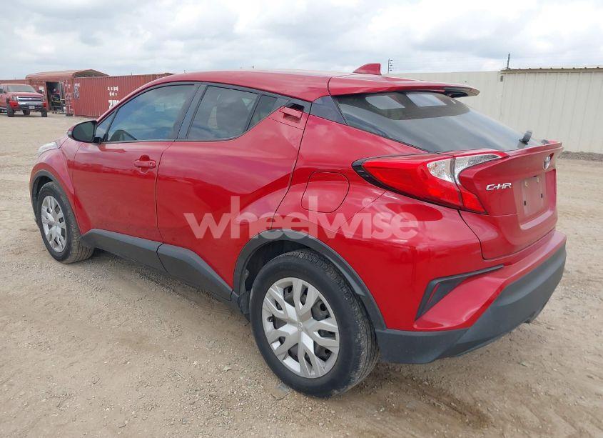 Photo 3 of 2020 Toyota C-hr LE (VIN NMTKHMBXXLR117281)