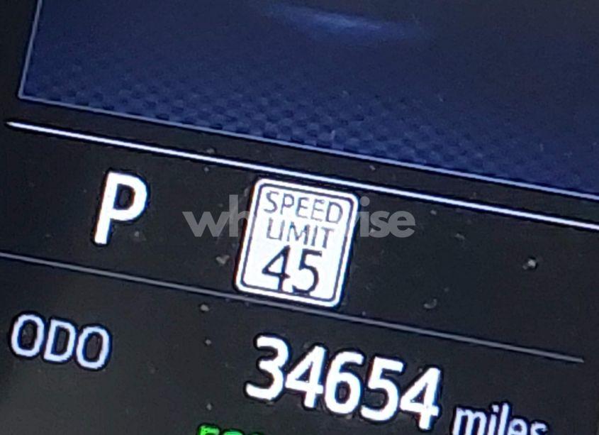 Photo 15 of 2021 Toyota C-hr XLE (VIN NMTKHMBXXMR135393)