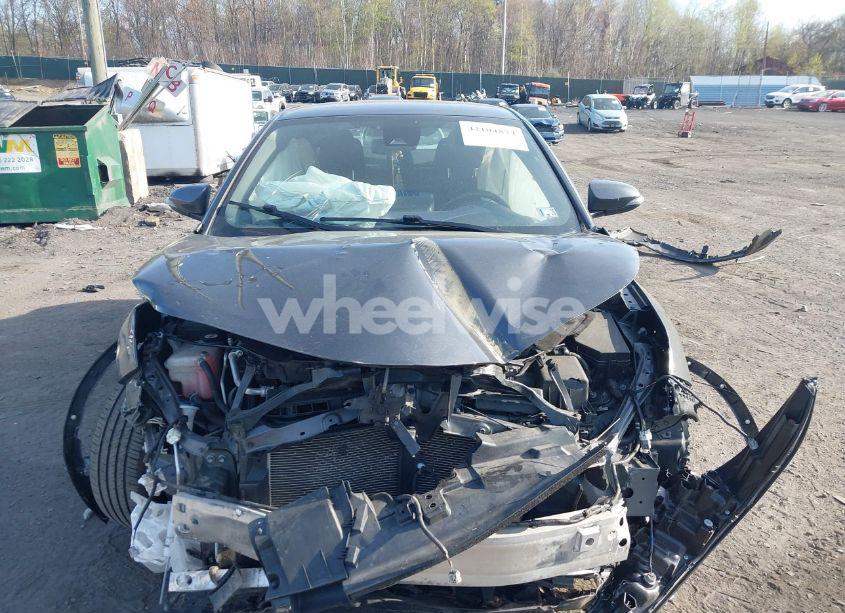 Photo 12 of 2022 Toyota C-hr XLE (VIN NMTKHMBXXNR145682)